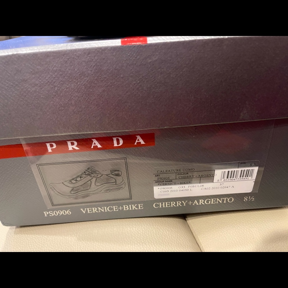 Prada sneakers’ Men 8.5 - Picture 4 of 5